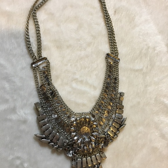 Silver statement necklace - Picture 3 of 4